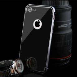 Mirror bumper case na iPhone SE 2022 - Czarny